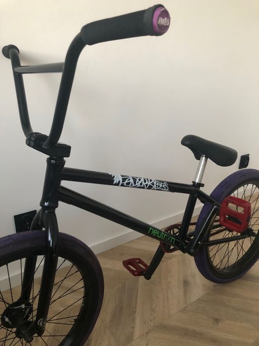 Bmx rower wyczynowy - Flybikes Neutron ( Gratis kask i pegi )