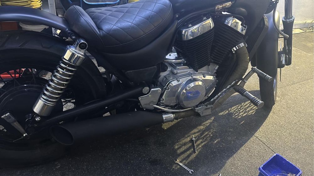 Suzuki Intruder Vs 800 Bobber