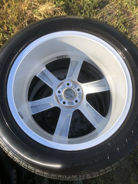 Диски з резиною Volvo 235/55 R19 105V Pirelli колеса оригінал 31423021