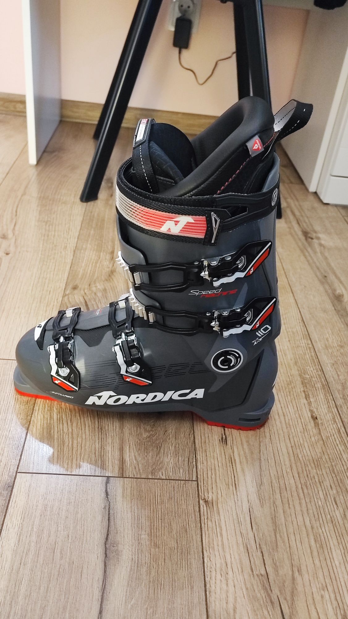 Nordica Speedmachine 110x 28,5