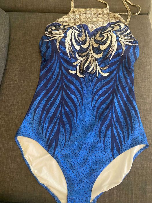 Фирменный купальник