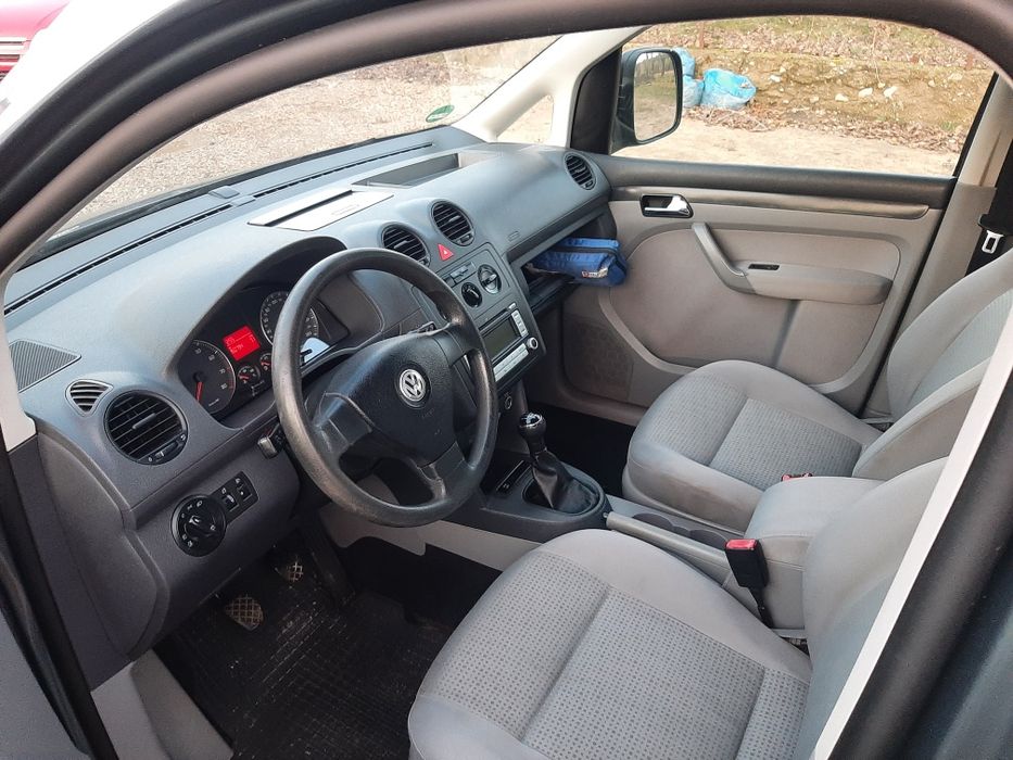 Volkswagen Caddy 1.6 MPI • 2006 rok • 260 000 km • Osobowy