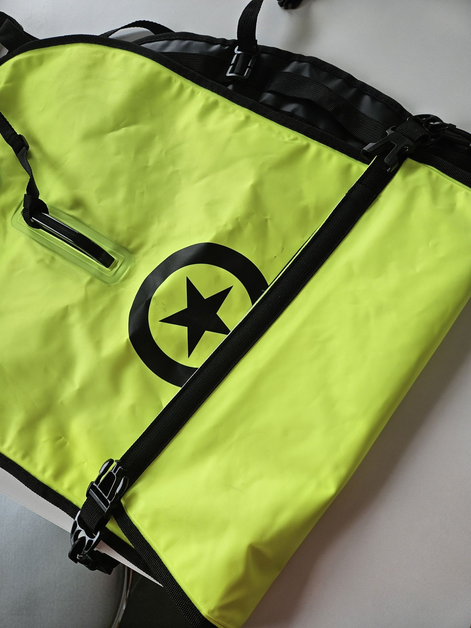 Bojka Asekuracyjna TRIPOWER Fluo 28l