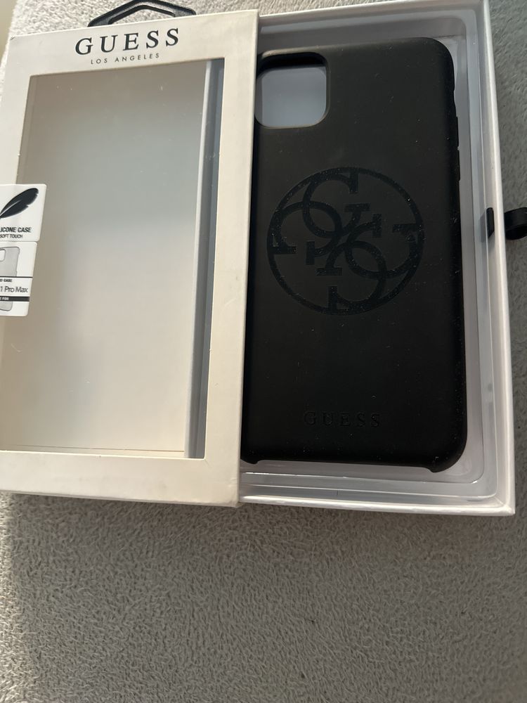Case Iphone 11 Pro Max (Guess)