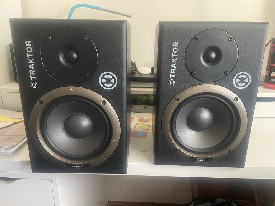 Monitores de estudio BCT MT600A