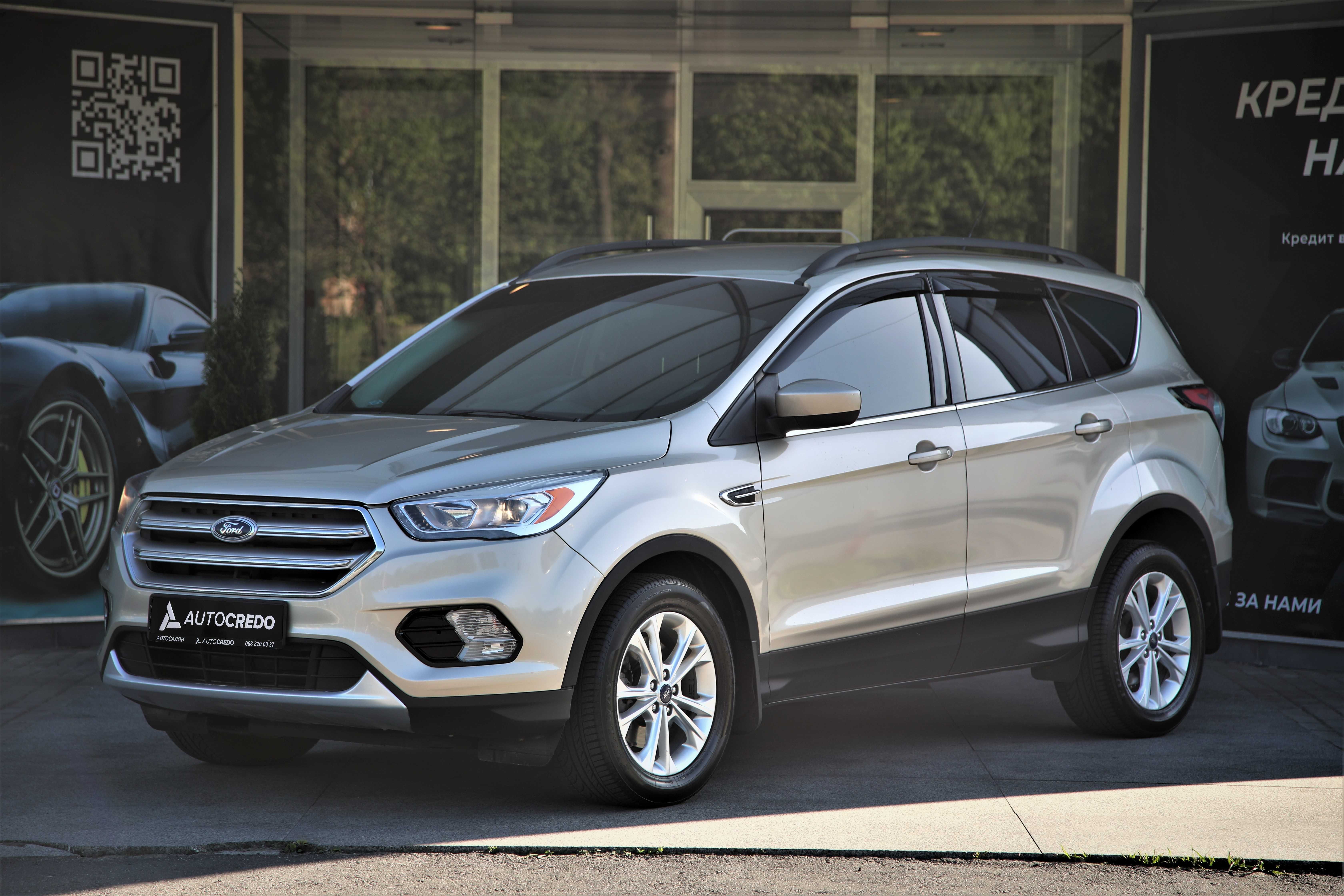 Ford Escape 4WD 2018 року