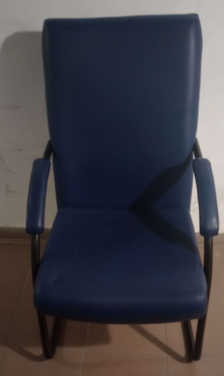 Krzesła.  4 sztuki.