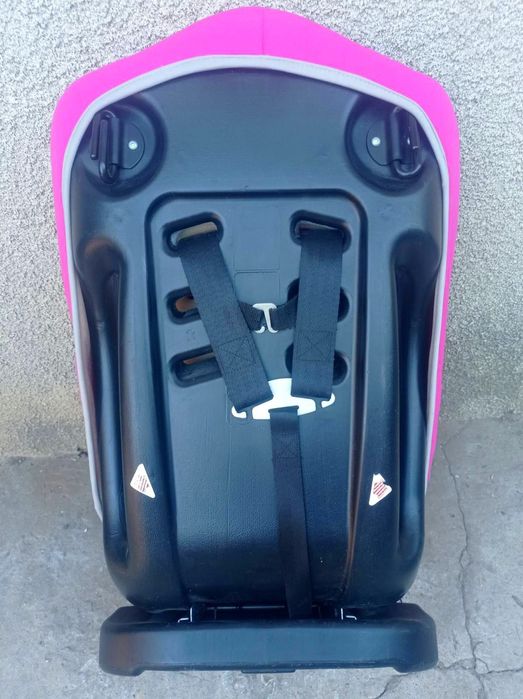 Продам автокрісло для дівчинки