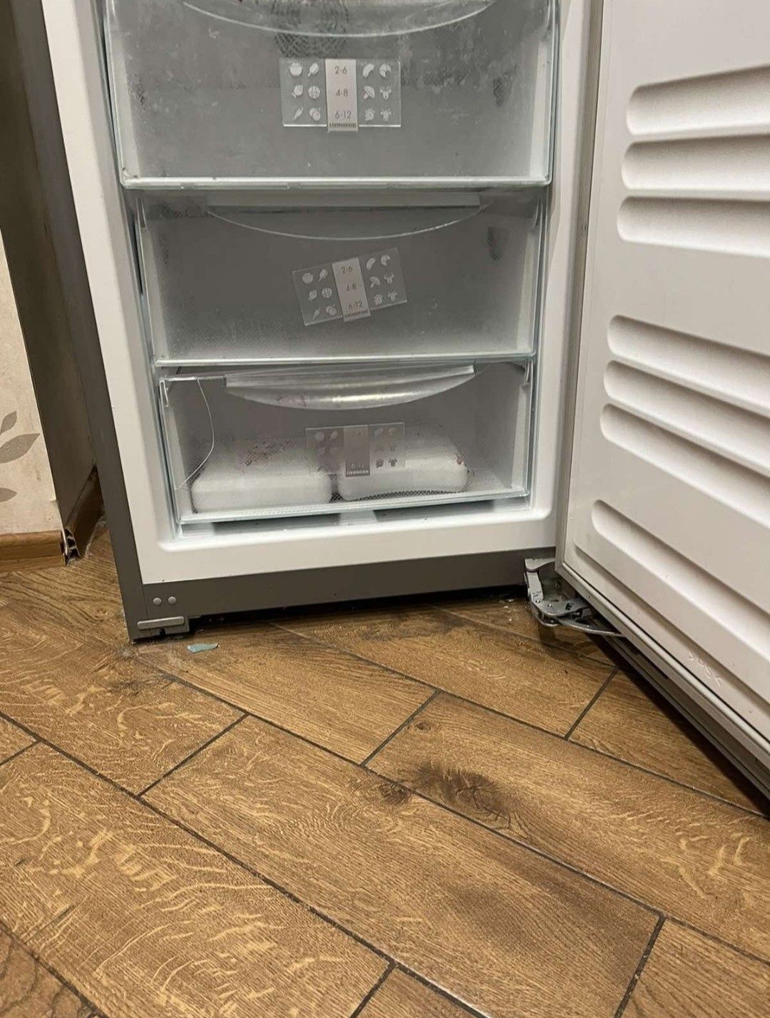 No frost Liebherr холодильник