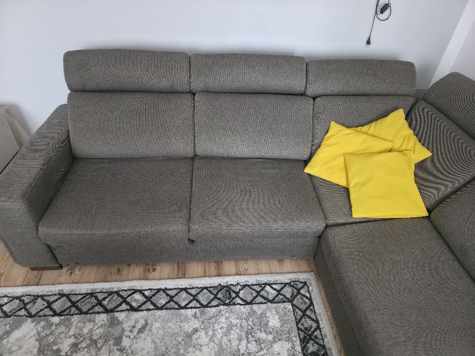 Narożnik szary z funkcją spania 260cm