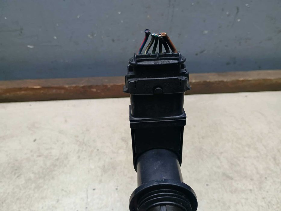 Cewka Zapłonowa Opel  Astra II Zafira B Meriva A 1.8  16 V