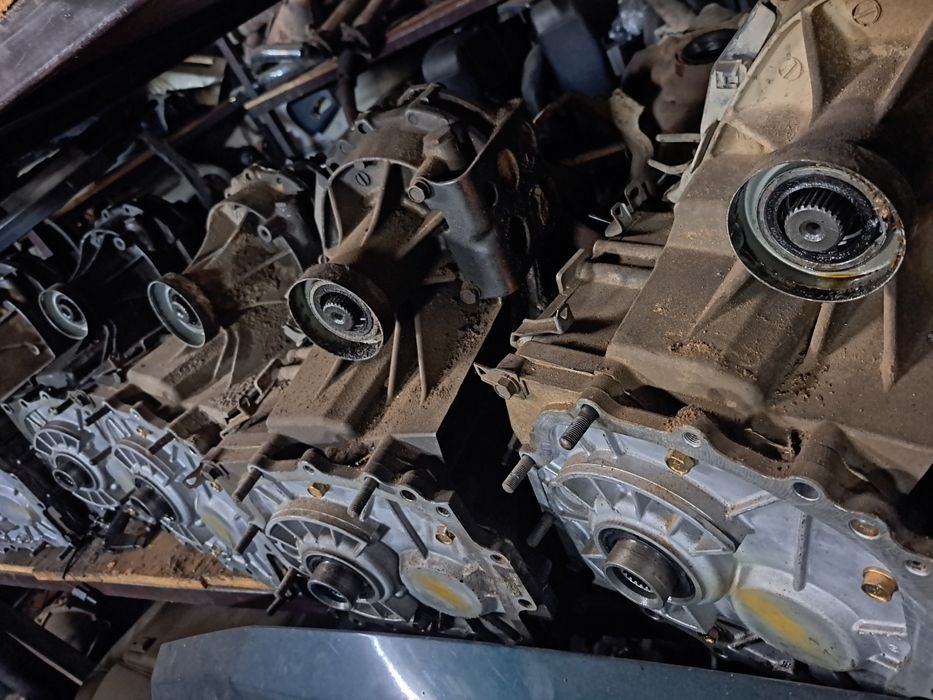 Роздатка Mitsubishi Pajero Wagon 3,4