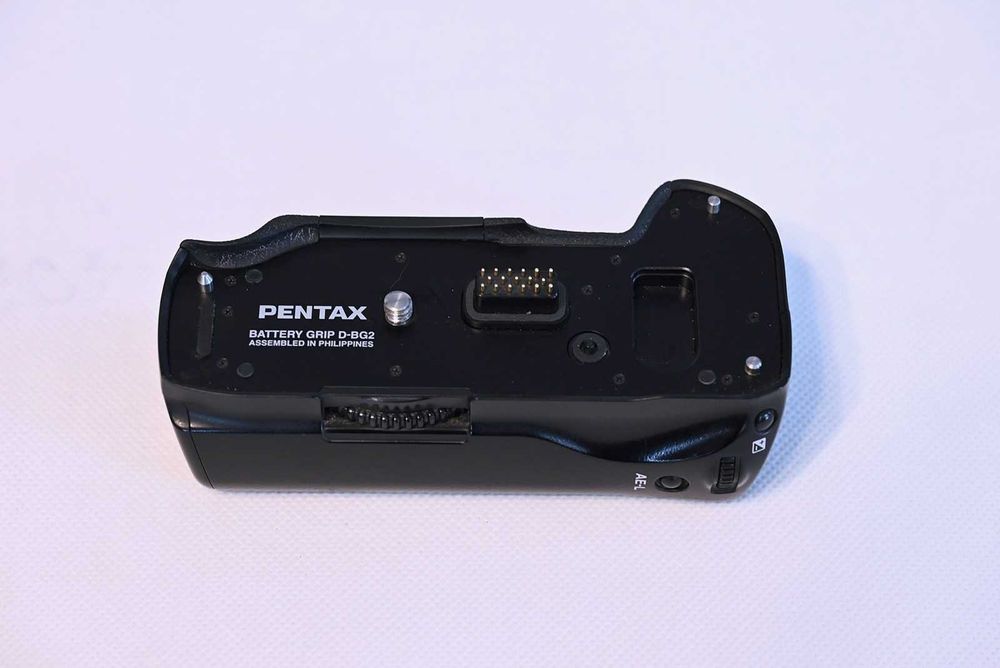 APARAT Lustrzanka cyfrowa PENTAX k20d + OBIEKTYW + GRRIP