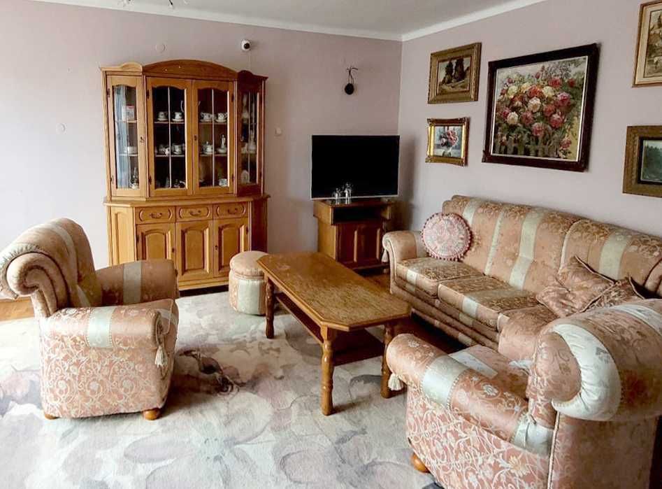 Duży dębowy kredens witryna w stylu antyk