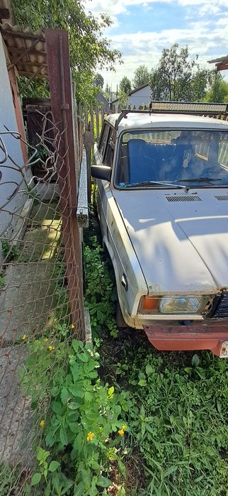 Продам бо стоїть  дзвоніть  є обмін