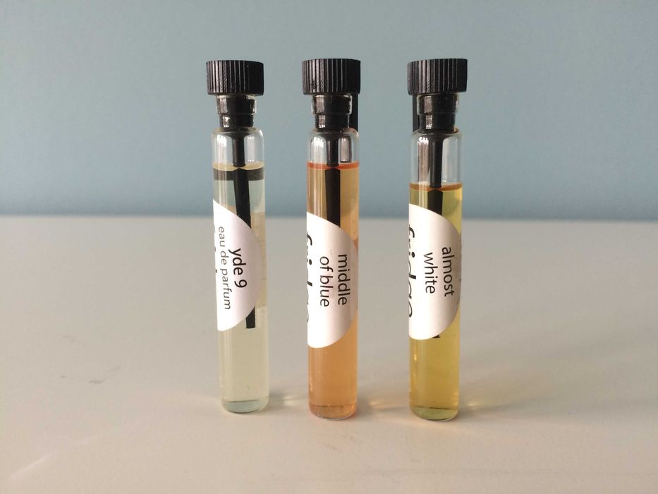3 próbki wód perfumowanych Fridge