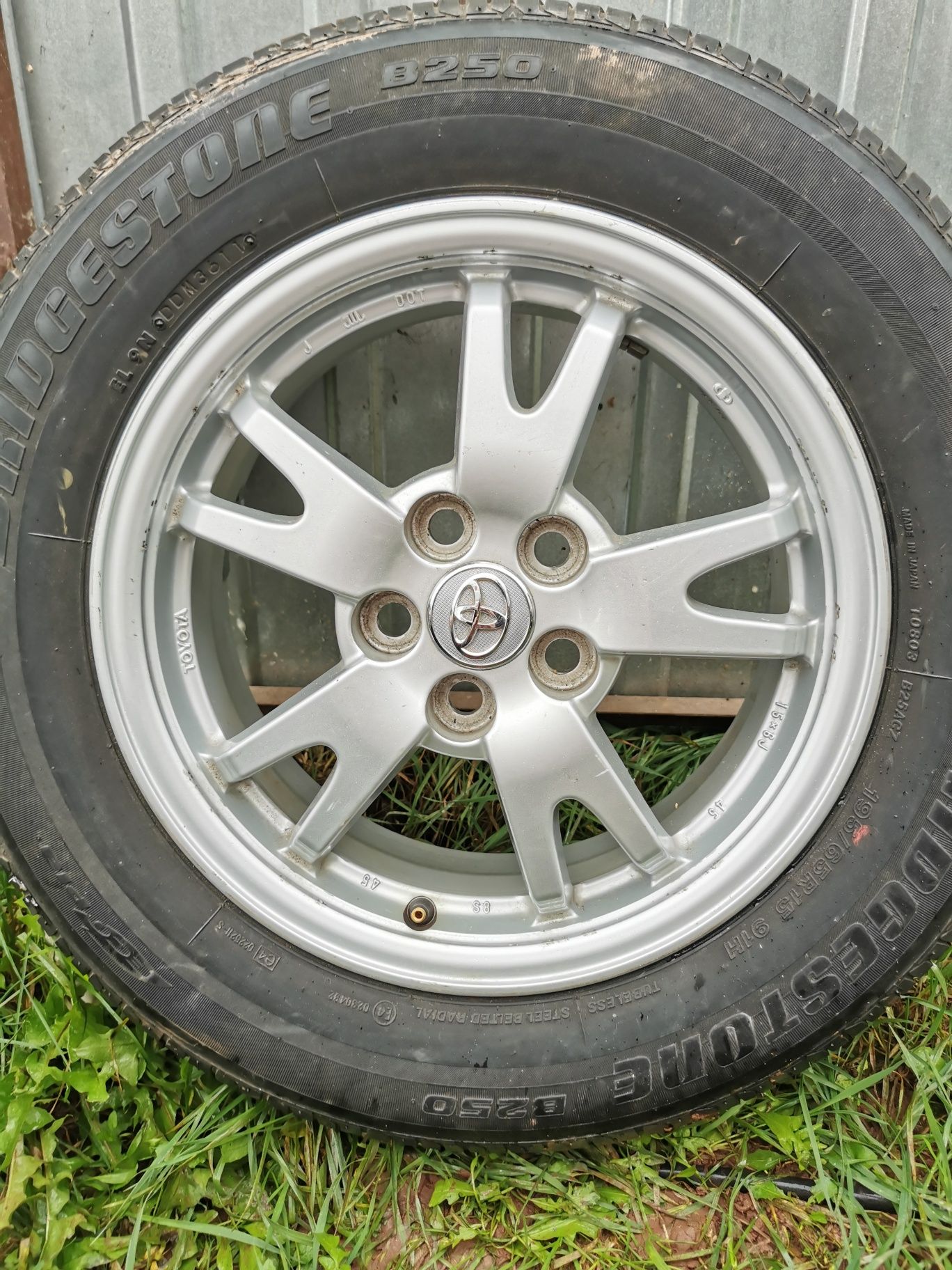 Alufelgi z oponami letnim 195/65 R15