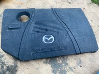 Mazda 3 bk. 5. Декоративна, пластикова кришка двигуна для Мазда