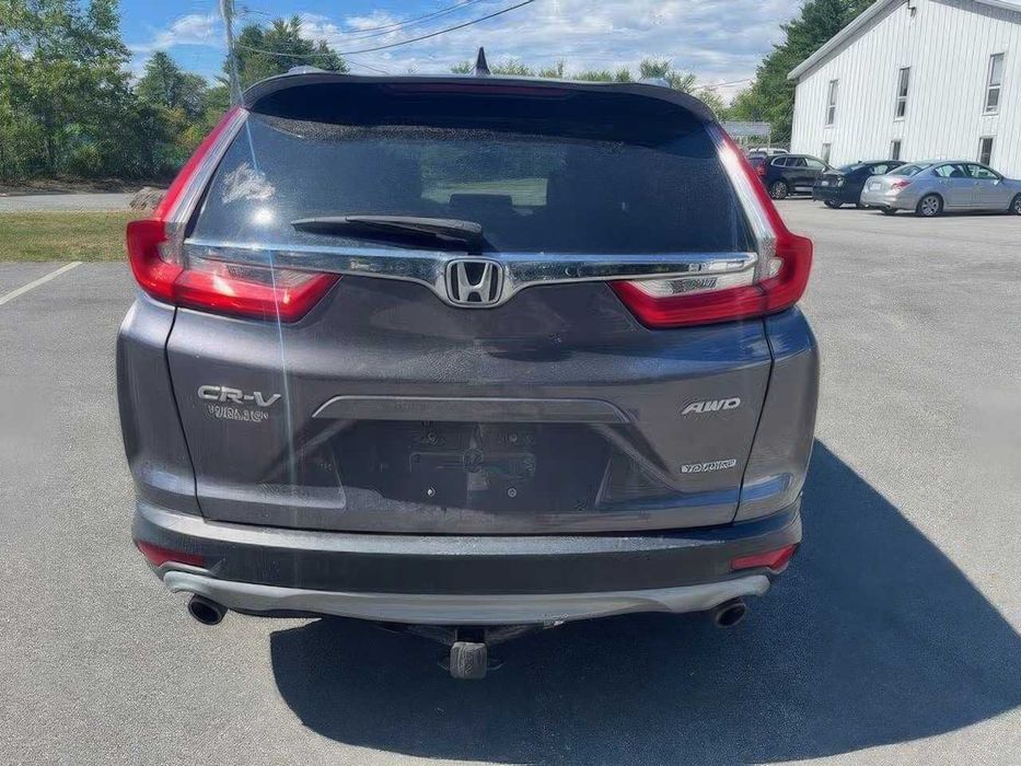Honda CR-V Touring      2018