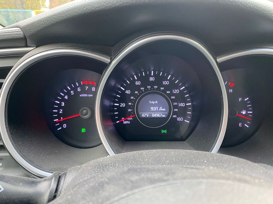 Продам машину KIA optima