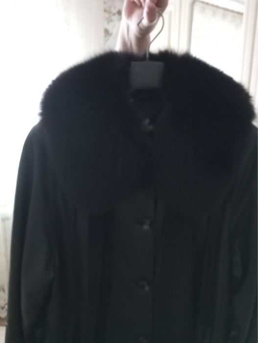 Шкіряне пальто  з натуральним хутром