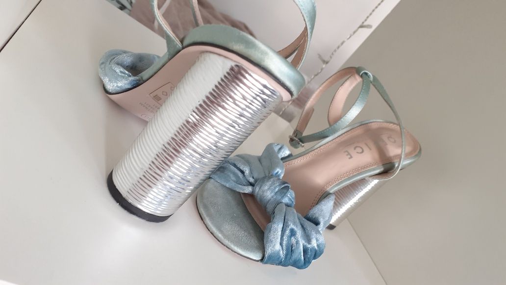 Buty na obcasie sandałki glam welur kokarda sanah bridgerton