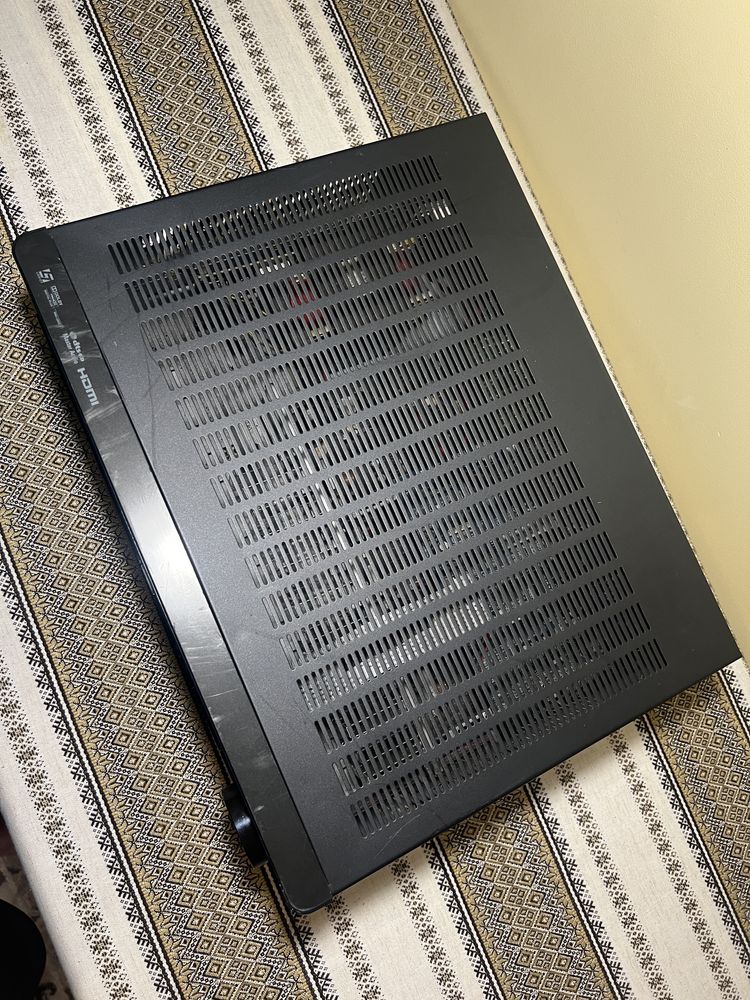 Продам ресівер harman kardon avr 156 хороший стан