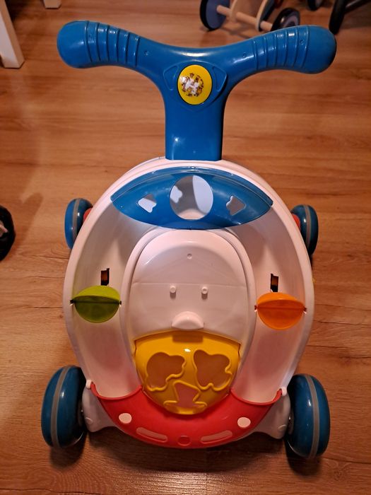Chodzik dla dziecka pchacz interaktywny