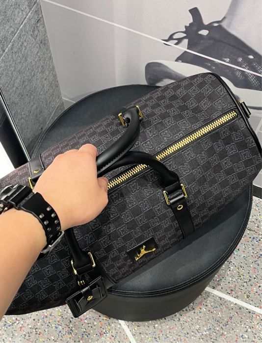 Дорожня сумка Air Jordan Monogram Duffle Bag чорна ОРИГІНАЛ