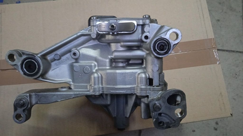 Pompa oleju b16dth ,LVL , Opel Astra J, K, Mokka, Zafira 1.6cdti