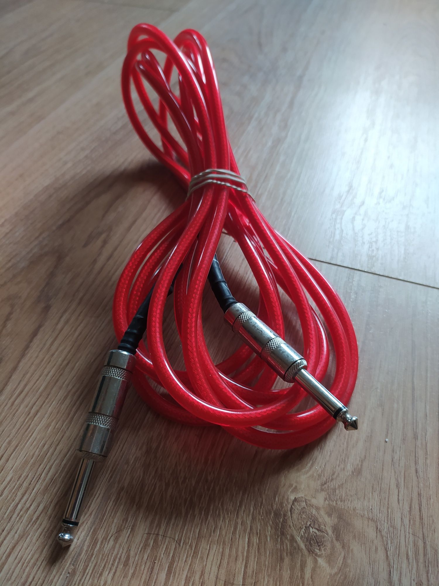 Czerwony kabel gitarowy 4m