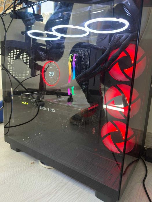 PC Gaming — Ryzen 7 7800X3D + RTX 4070 SUPER 12GB / NZXT H9 Elite