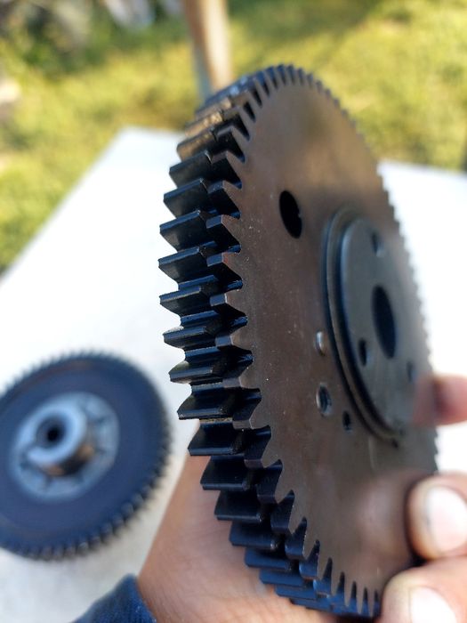 Шестерні Грм,Рено мастер ,Опель мовано  ,трафік, 2.5