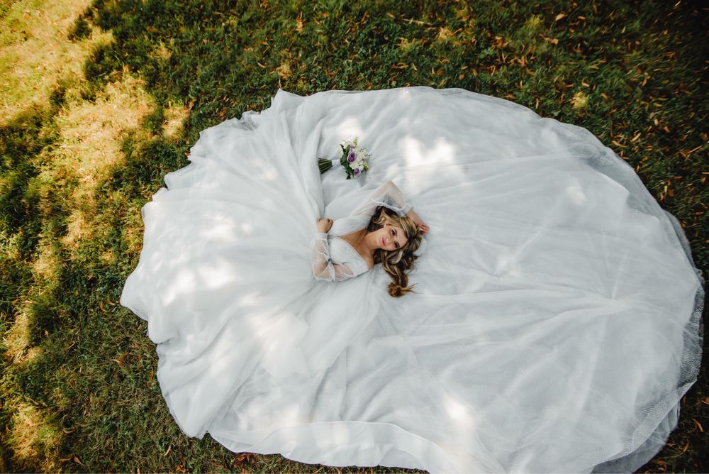 Весільна сукня