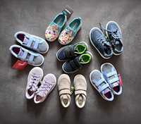 Лот дитячого взуття, кросівки, кеди, снікерси