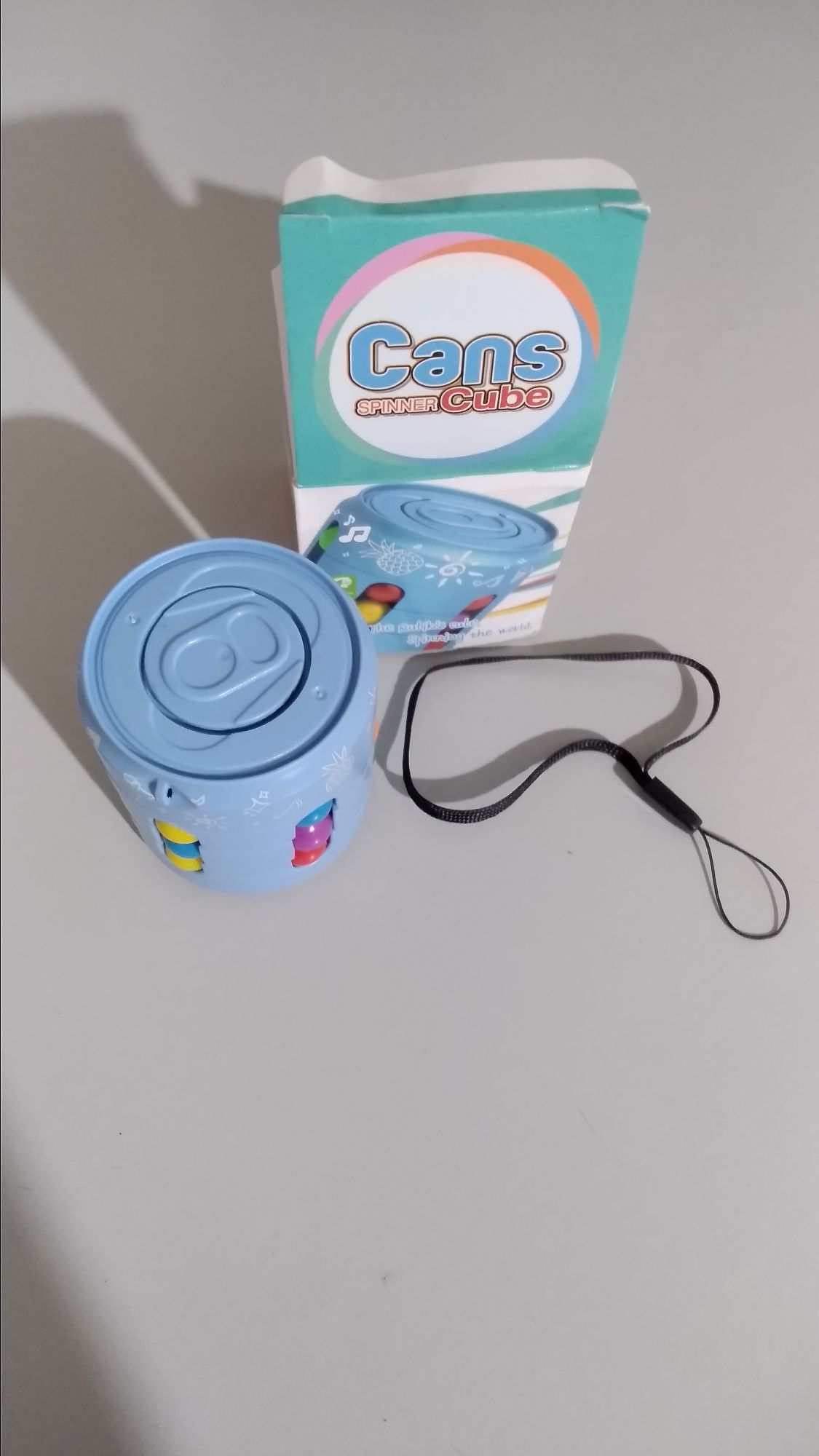 Антистрес Cans spinner Cube