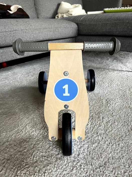 Bicicleta de madeira resistente para crianças