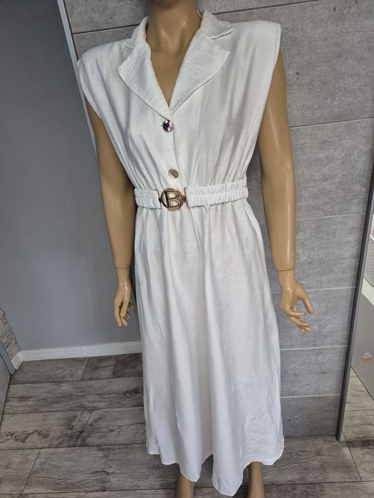 Nowa z metka prześliczna sukienka z paskiem szmizjerka New Collection