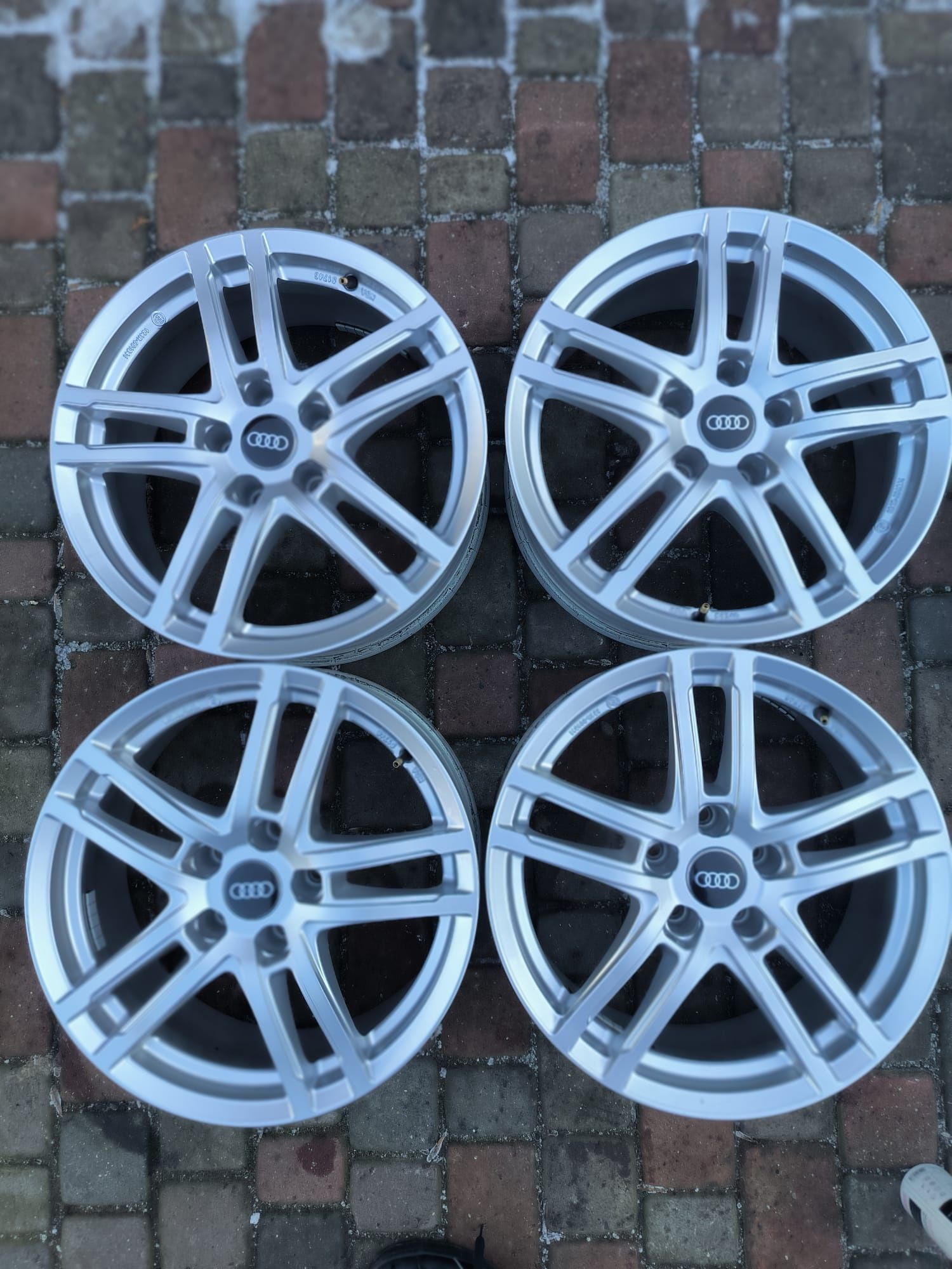 Felgi aluminiowe 17 Audi A3 A4 A5 A6 Allroad 5x112