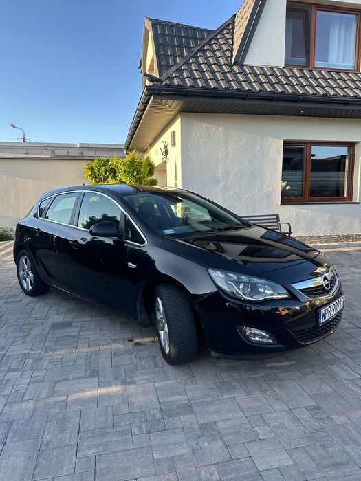 Opel Astra J 1.6T SPORT salon Polska