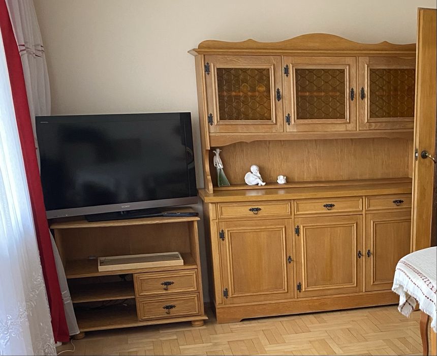 Kredens dębowy i szafka tv.