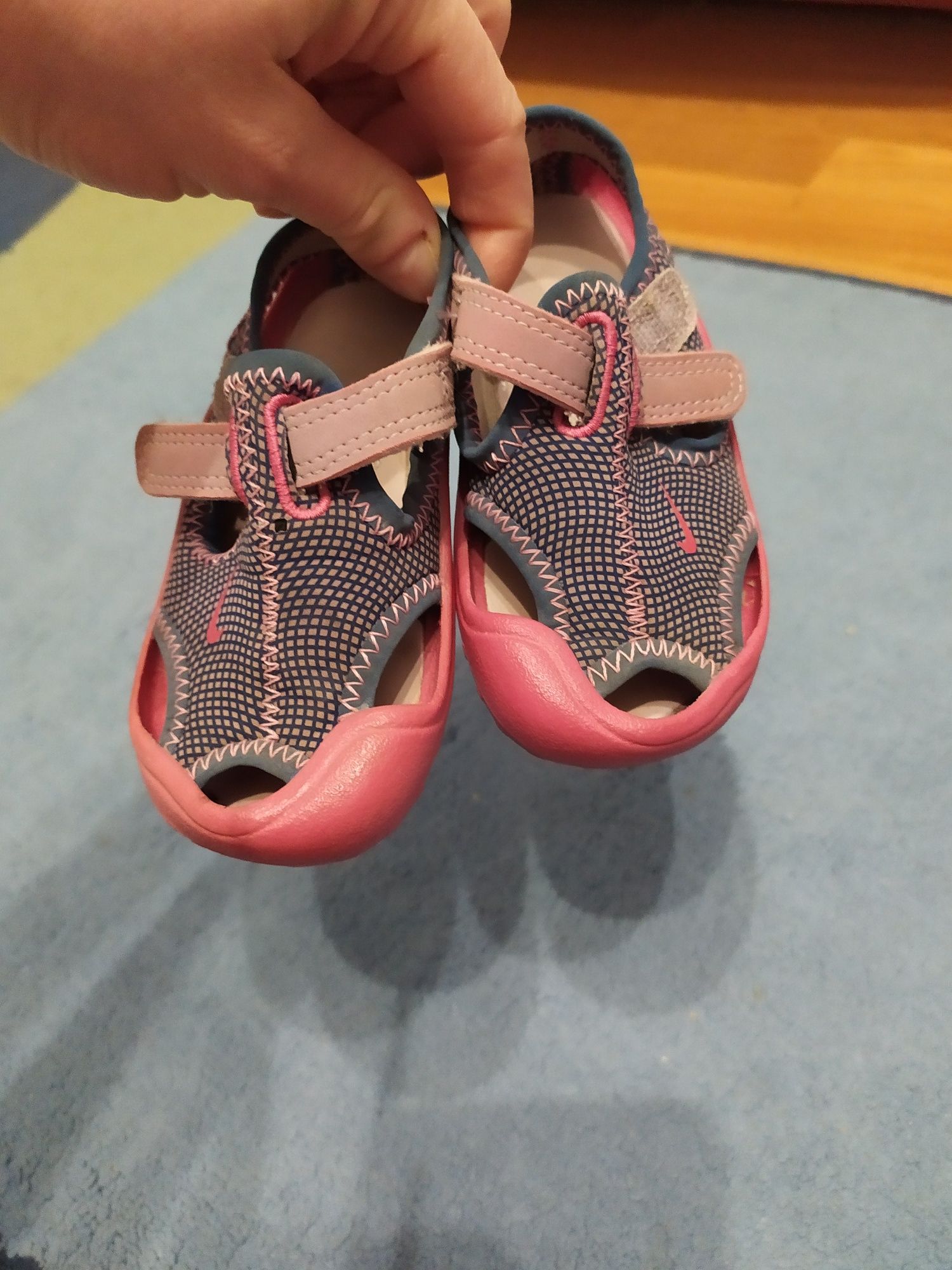 Sandały do wody na basen Nike rozm 21