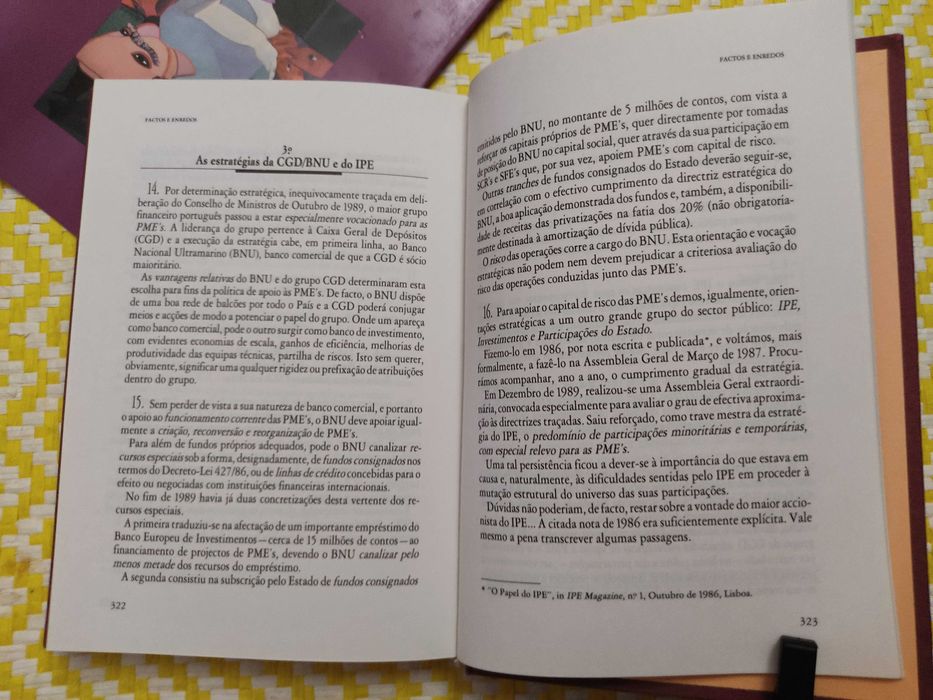 FACTOS E ENREDOS
de Miguel Cadilhe