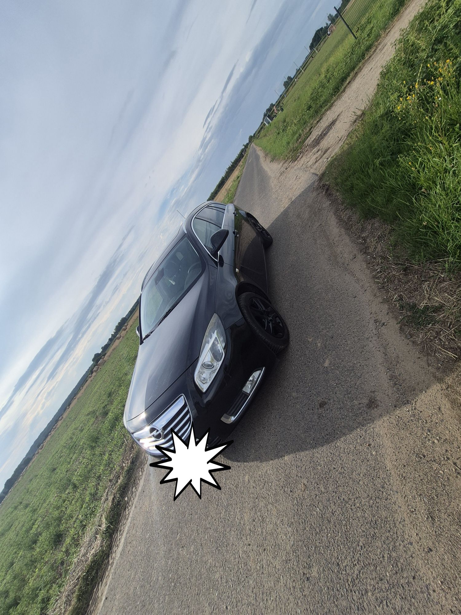 Sprzedam samochód osobowy opel insignia