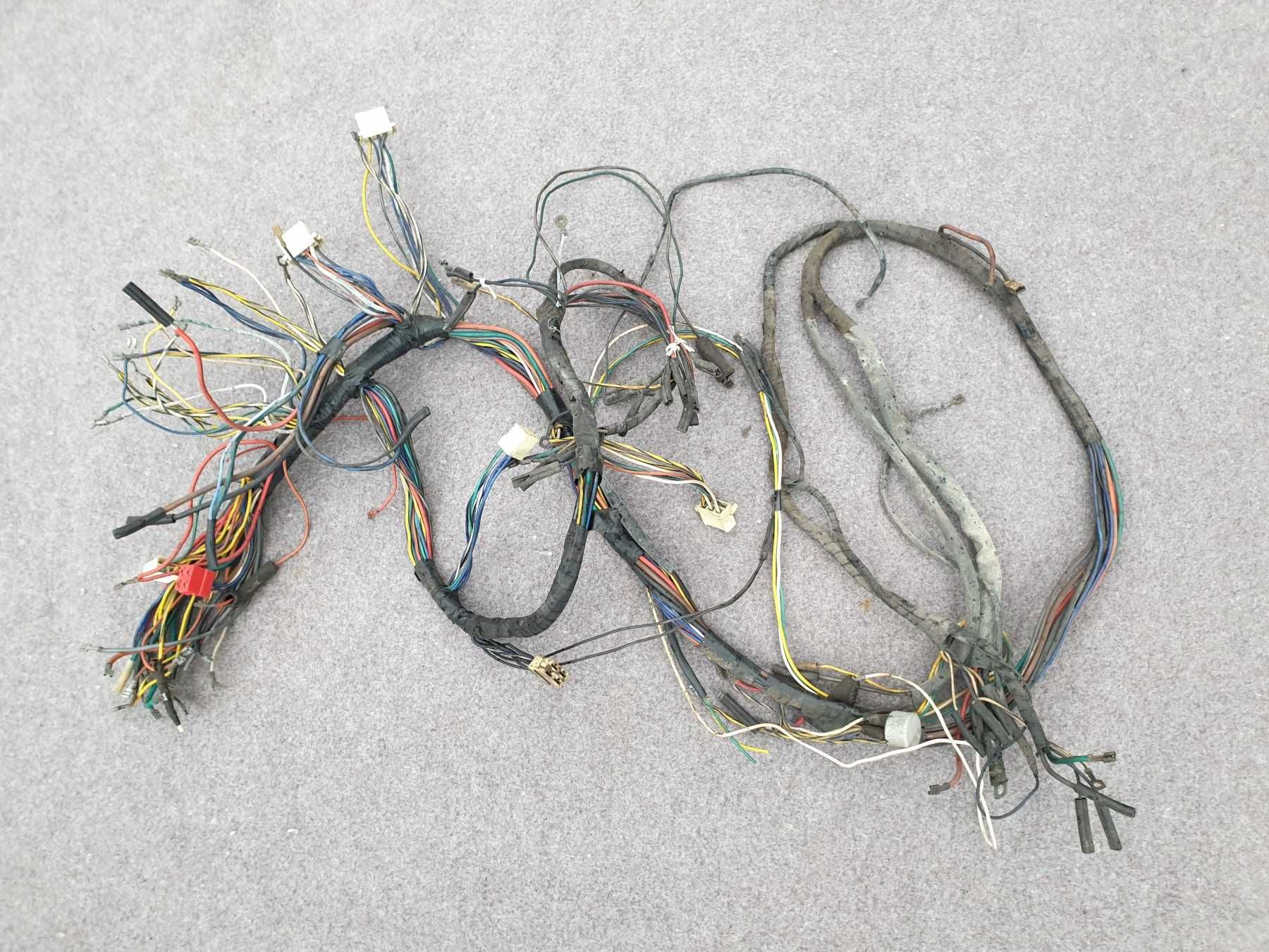 Instalacja elektryczna Polski Fiat 125p FSO wiązka przewody kable