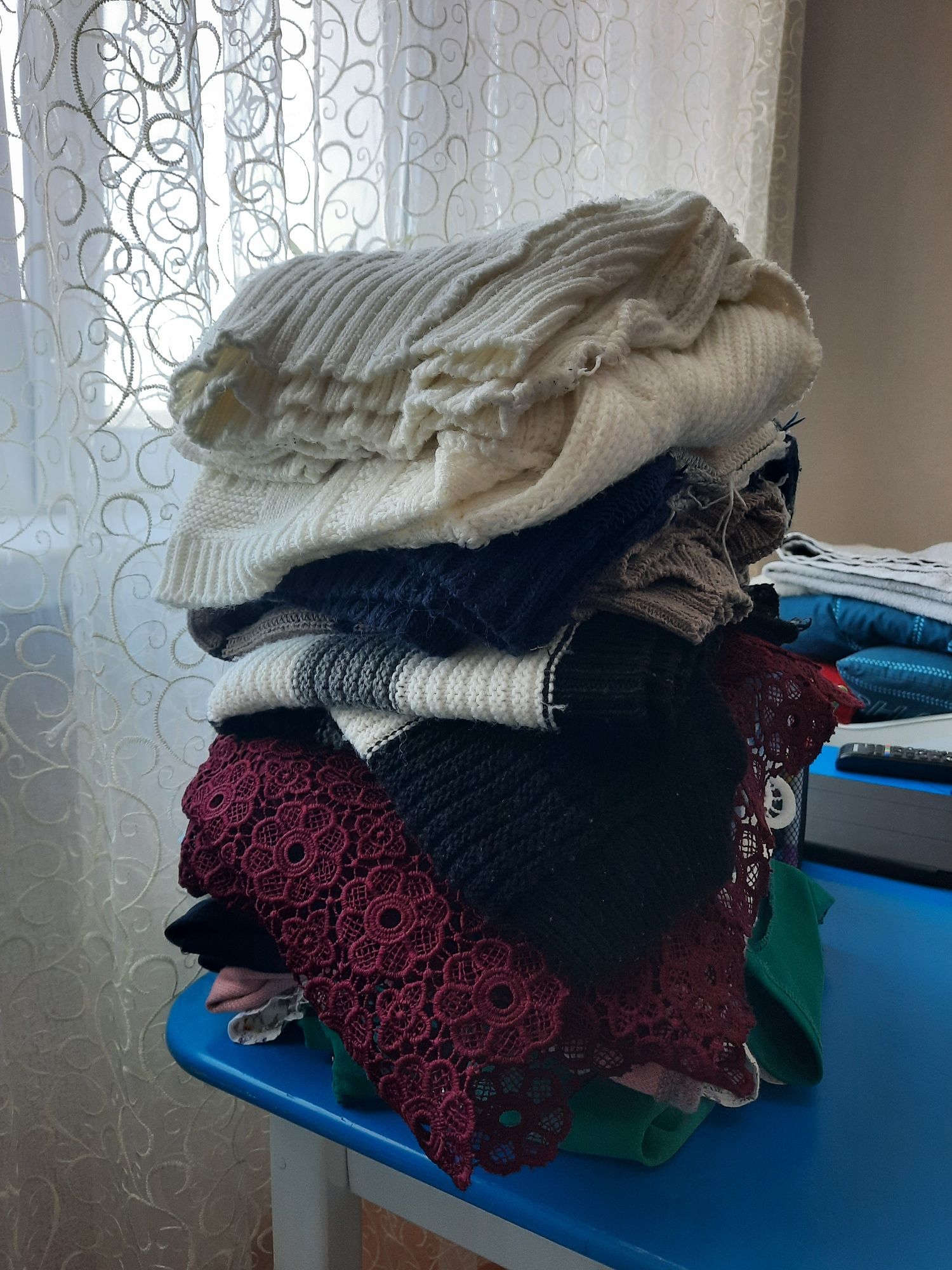 Пакет жіночих речей