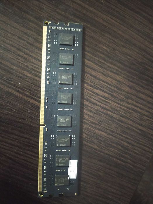 Продам ОЗУ DDR3 8Гб