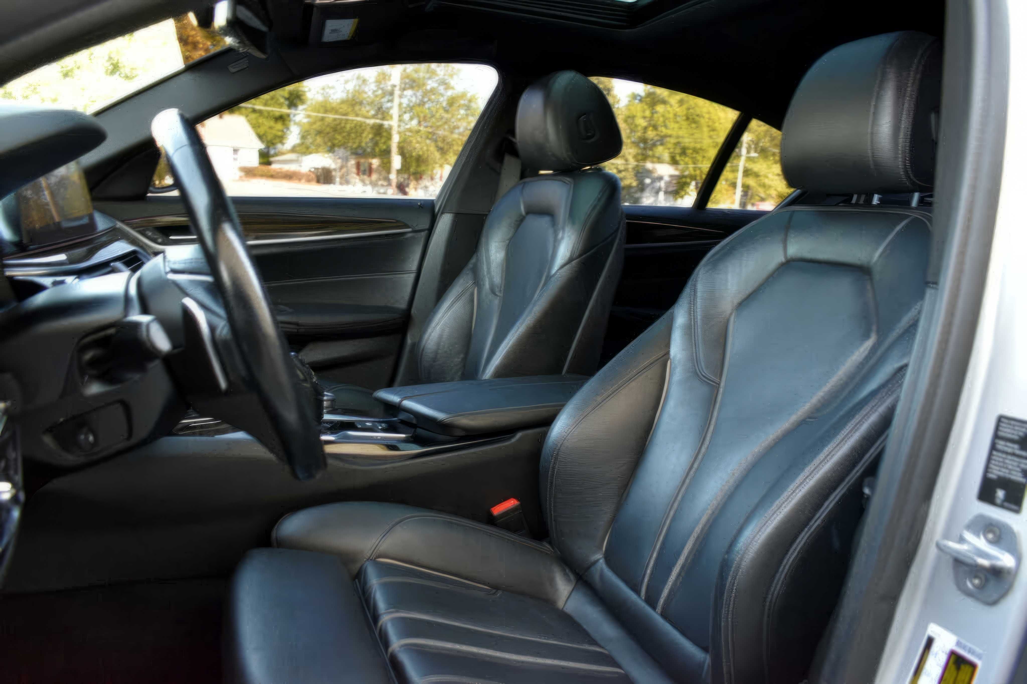2019 BMW 5 Series 530i