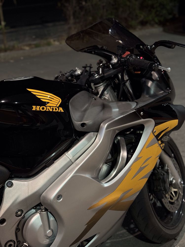Honda CBR F4 | OPORTUNIDADE | 25kw mas deslimitada| Poucos Km