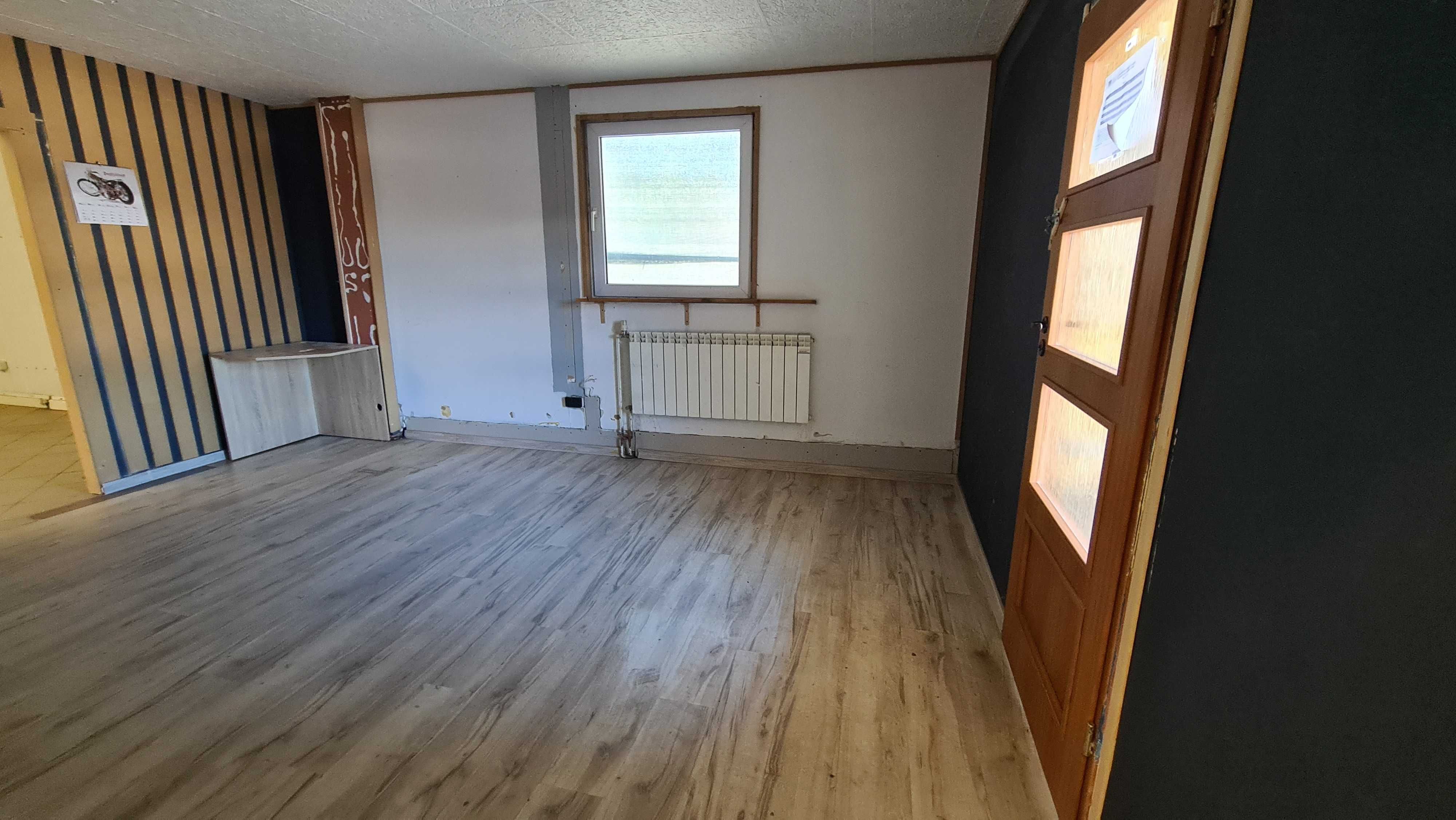 Wynajmę halę magazynowo-handlową 360 m2